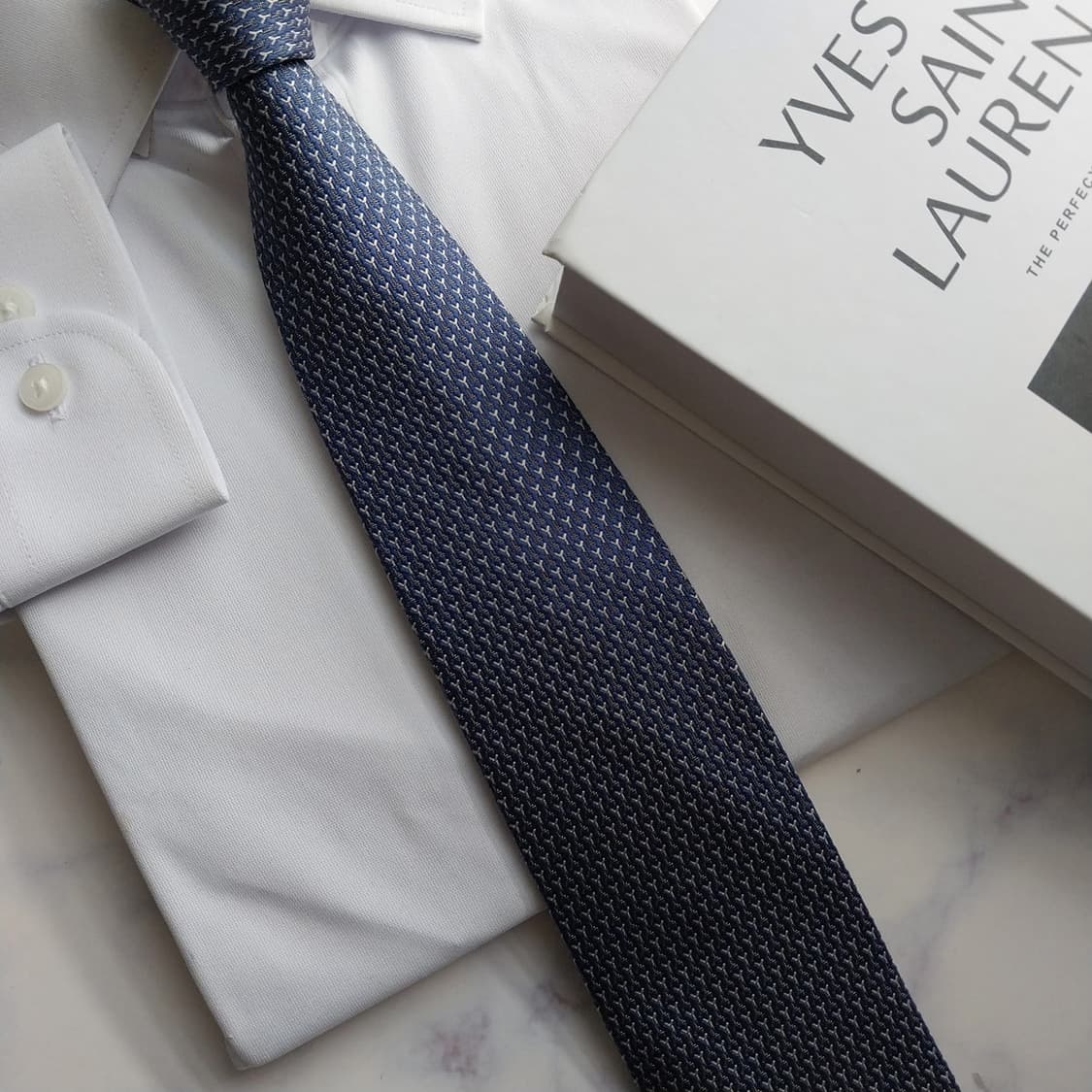 입생로랑 실크 블루 자카드 로고 넥타이 8.3cm S~A+등급 K1466 상품이미지8