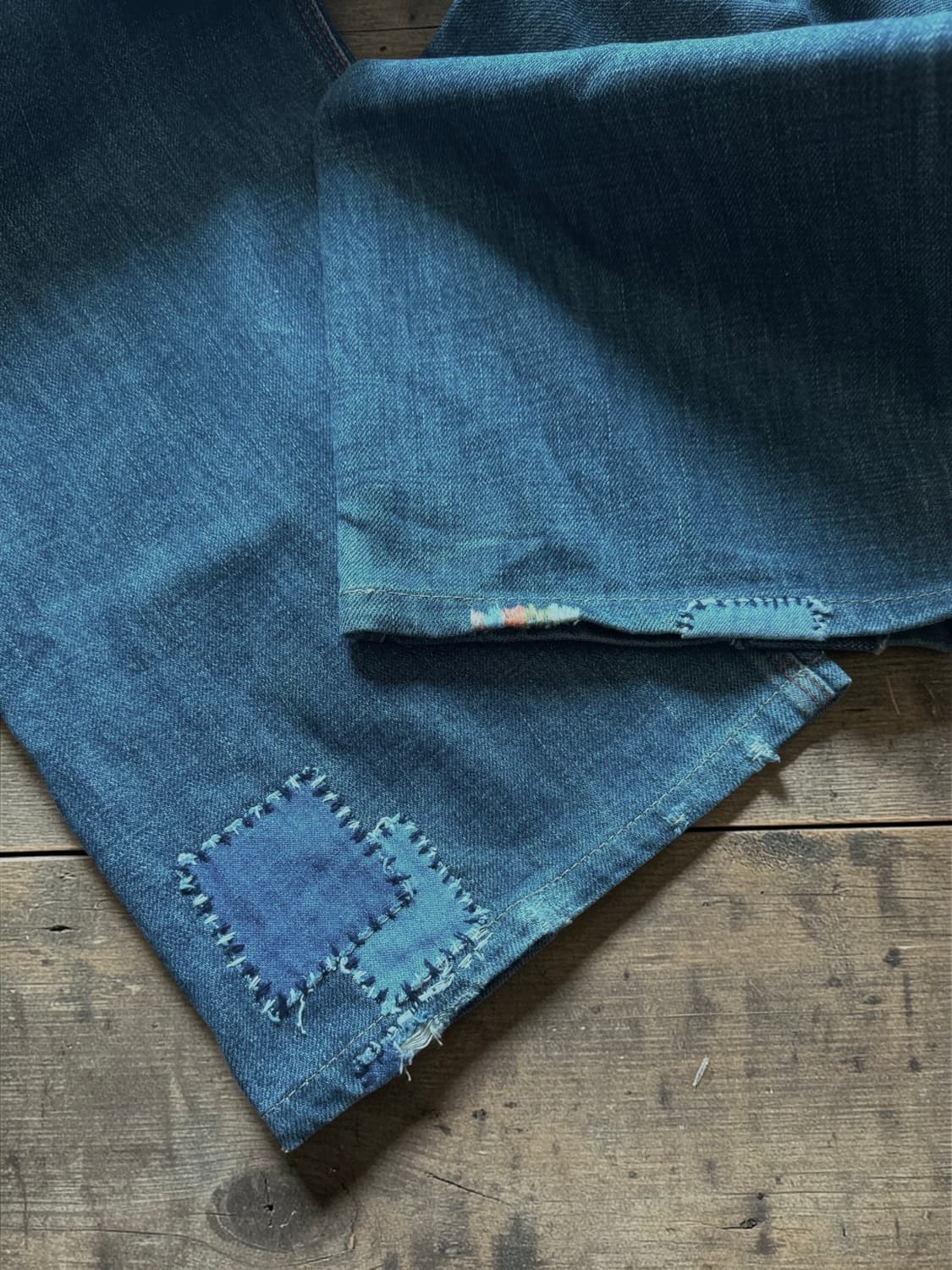 00s halb 디스트럭션 & 리페어 디스트레스드 데님 팬츠 상품이미지6