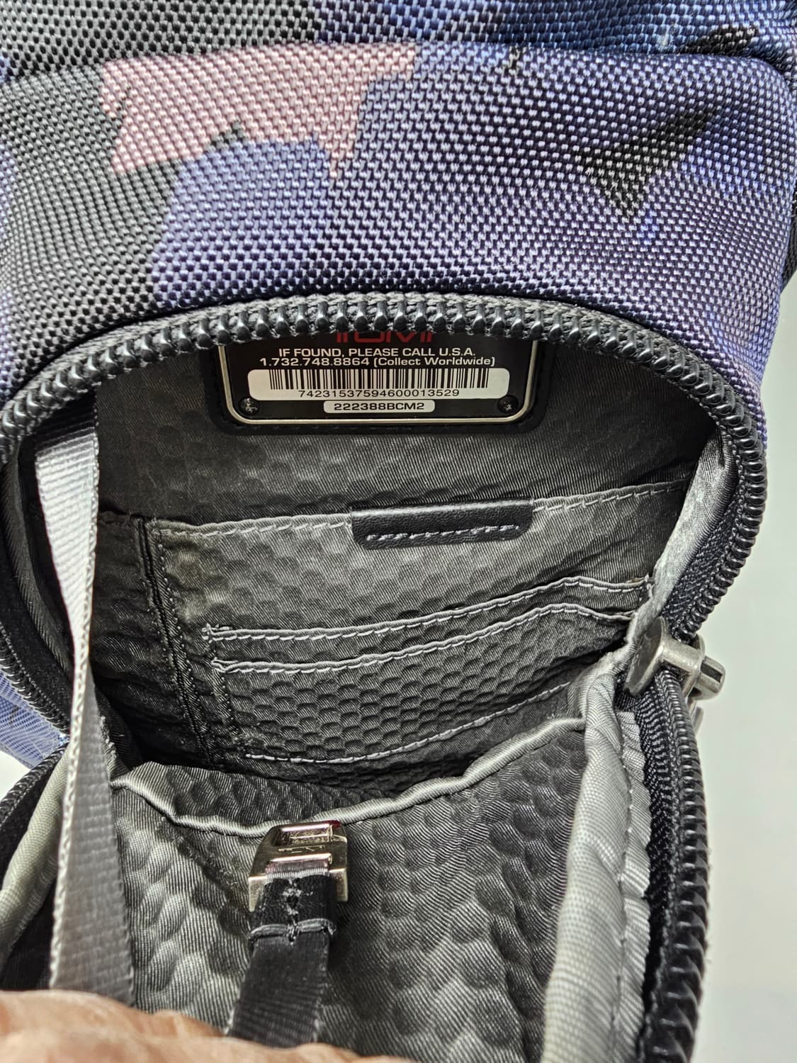 정품 투미 TUMI 롤탑 백팩 블루 카모 상품이미지7