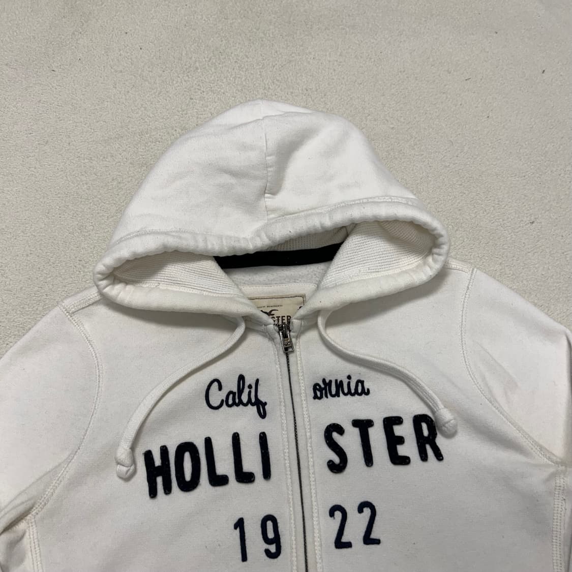 Hollister White Hood Zip-Up 상품이미지5