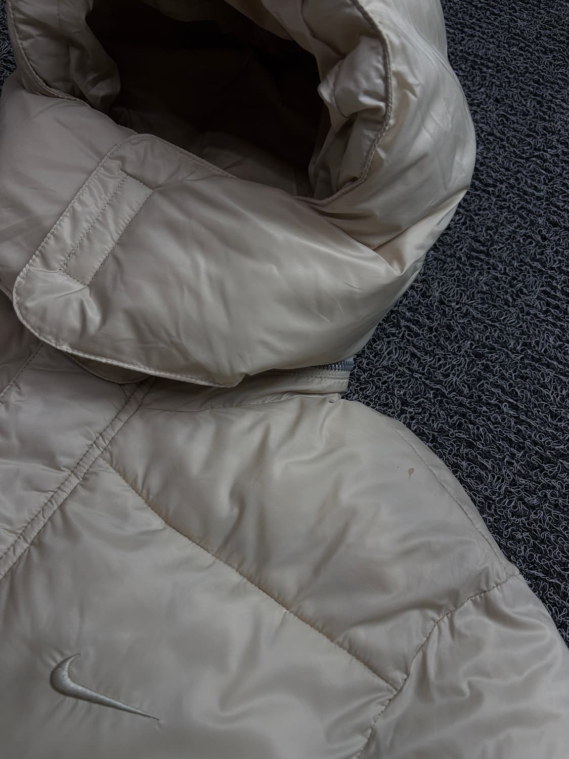 나이키 신형 써마핏 푸퍼 패딩 자켓 크림 1897 상품이미지3