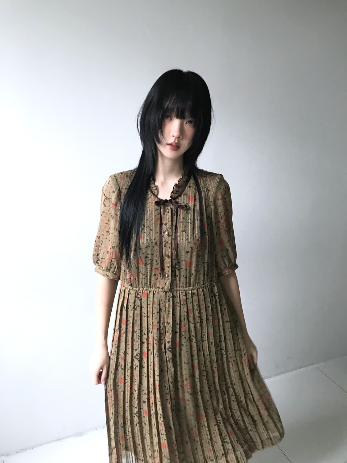 Lace collar pleats dress 상품이미지2