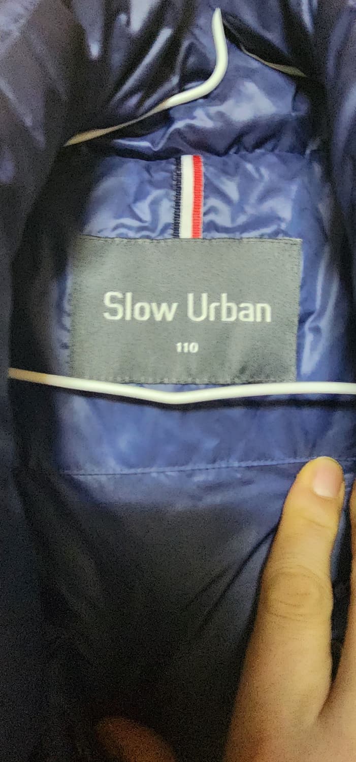 슬로우 어반 남성 패딩조끼 새급110 새거급상태 최상 상품이미지3
