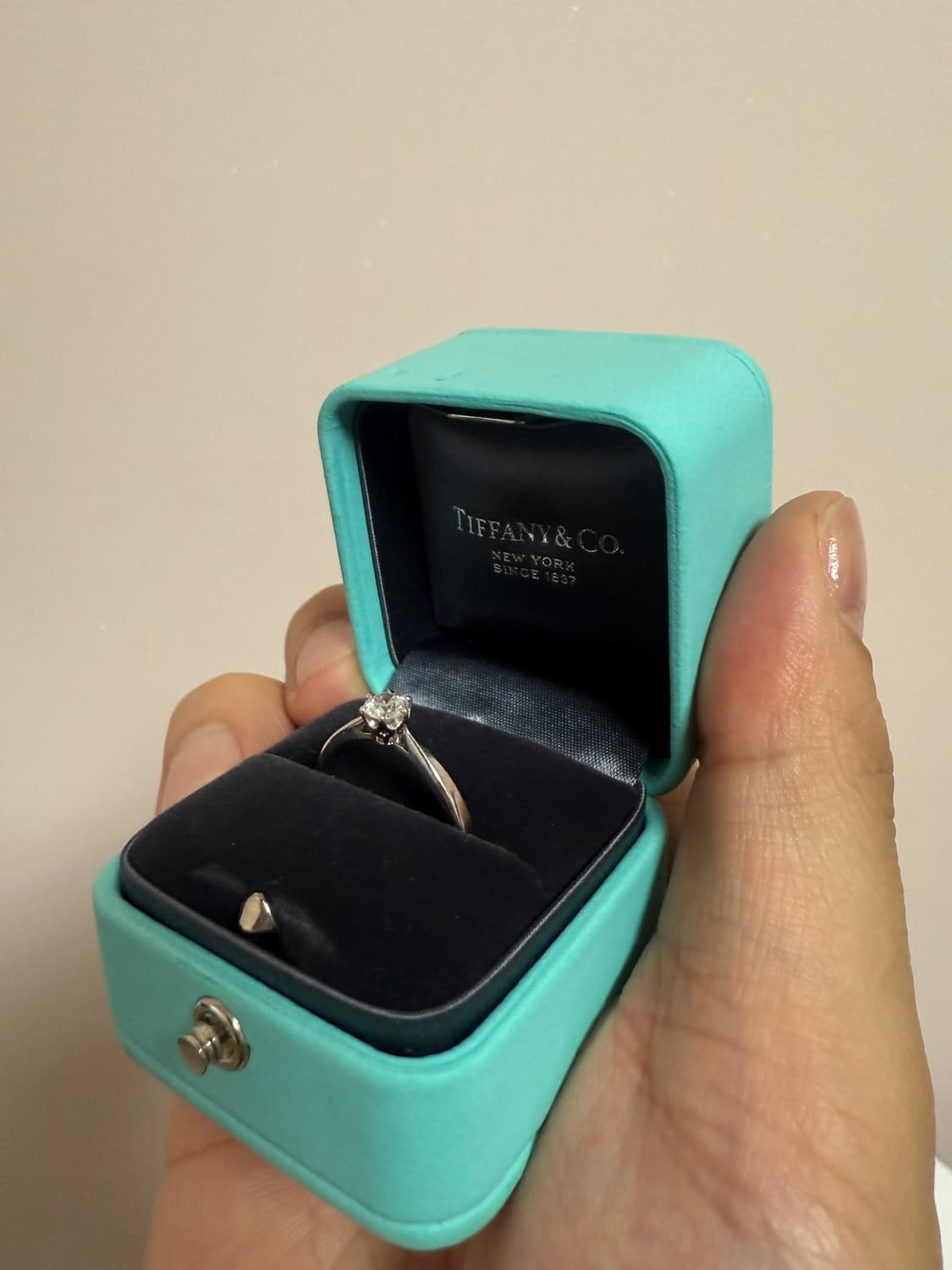 티파니앤코 반지 하모니 라운드 다이아 링  상품이미지1