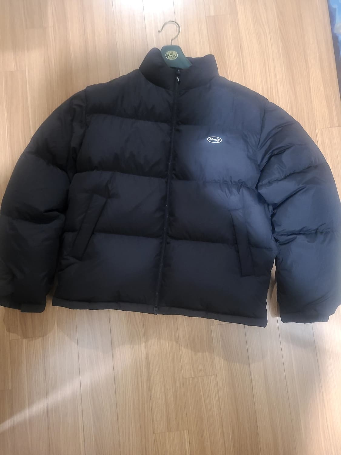 mmlg 검정 패딩 상품이미지1