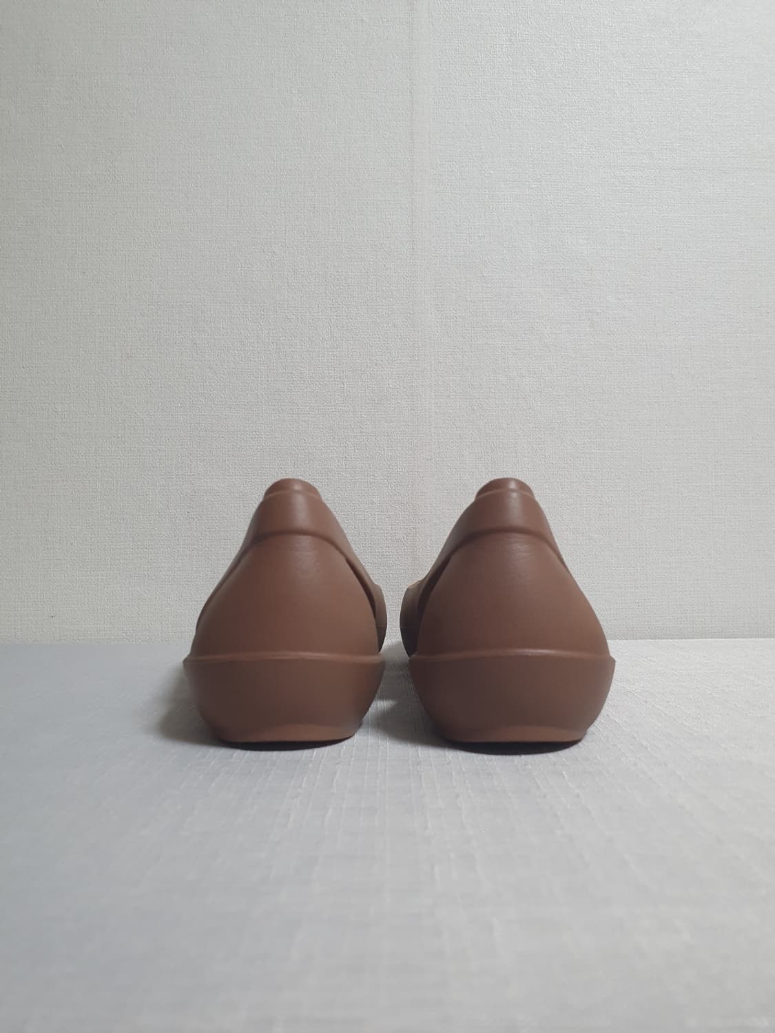 크록스 시에나 플랫 슈즈 브론즈 샌들 240mm 상품이미지3