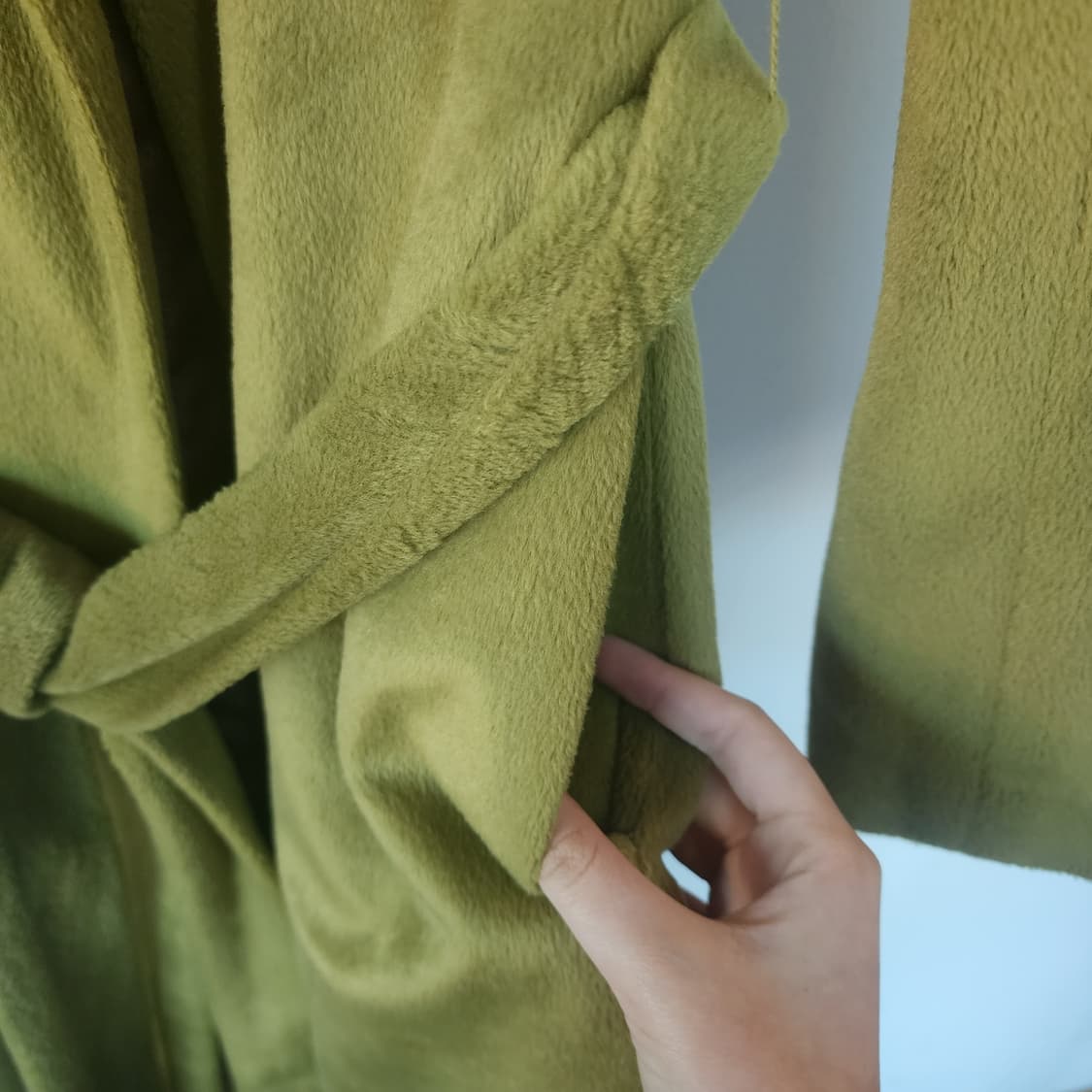 질샌더 벨티드 롱 코트 올리브그린 상품이미지4