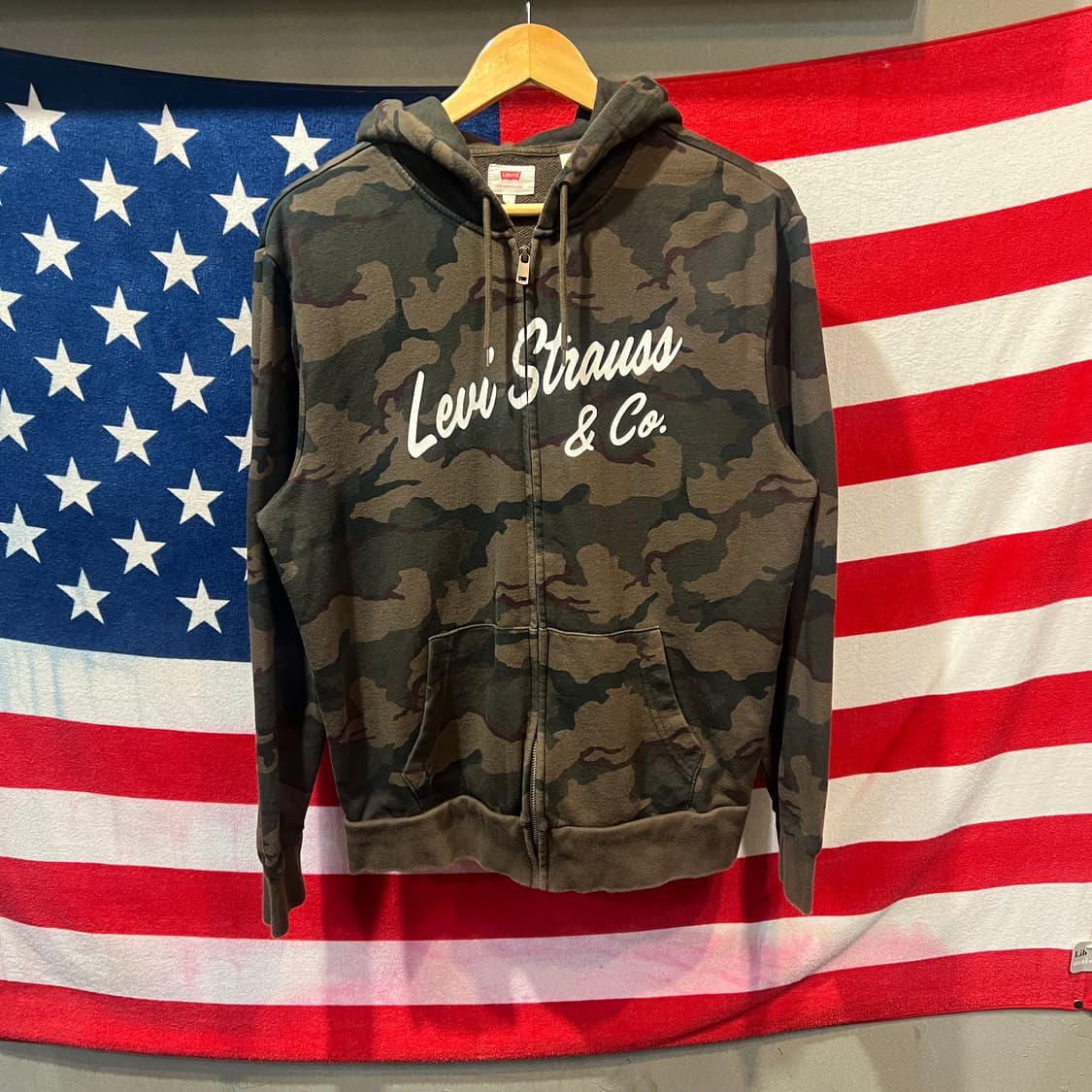 리바이스 카모 후드집업 상품이미지1