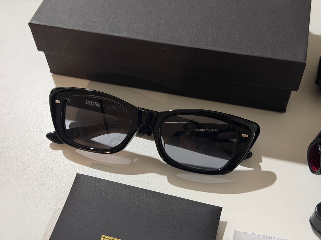 렉토 이펙터 BESSETTE (BLACK/DARK GREY) 팝니다 상품이미지6