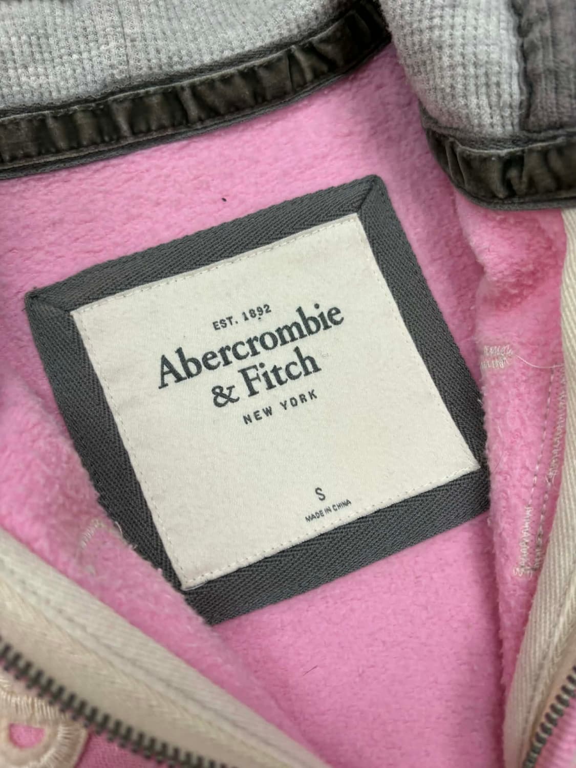 아베크롭비 y2k 여리핏 베이비핑크 걸즈 후드집업 희귀져지(S) 상품이미지5