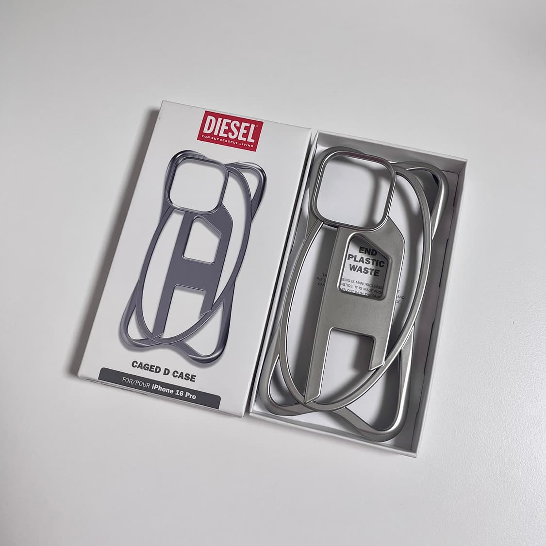Diesel CAGED D CASE iPhone 16 Pro 상품이미지2