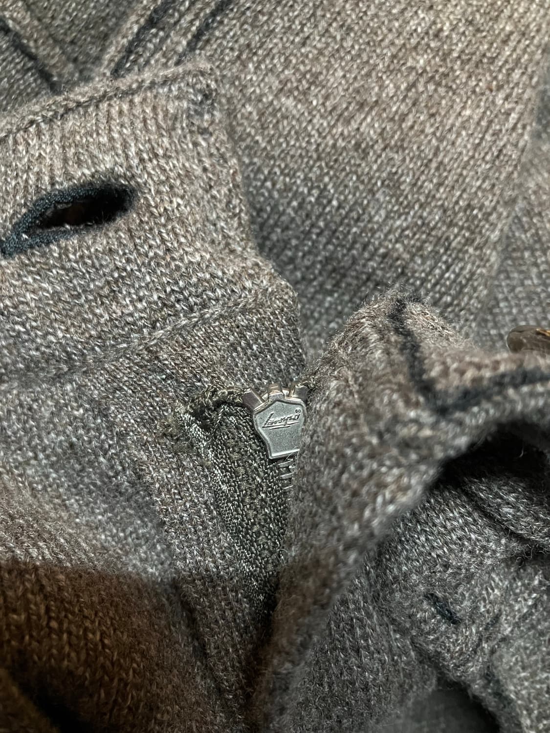 BARRIE 베리 - 캐시미어 플레어 팬츠 상품이미지6