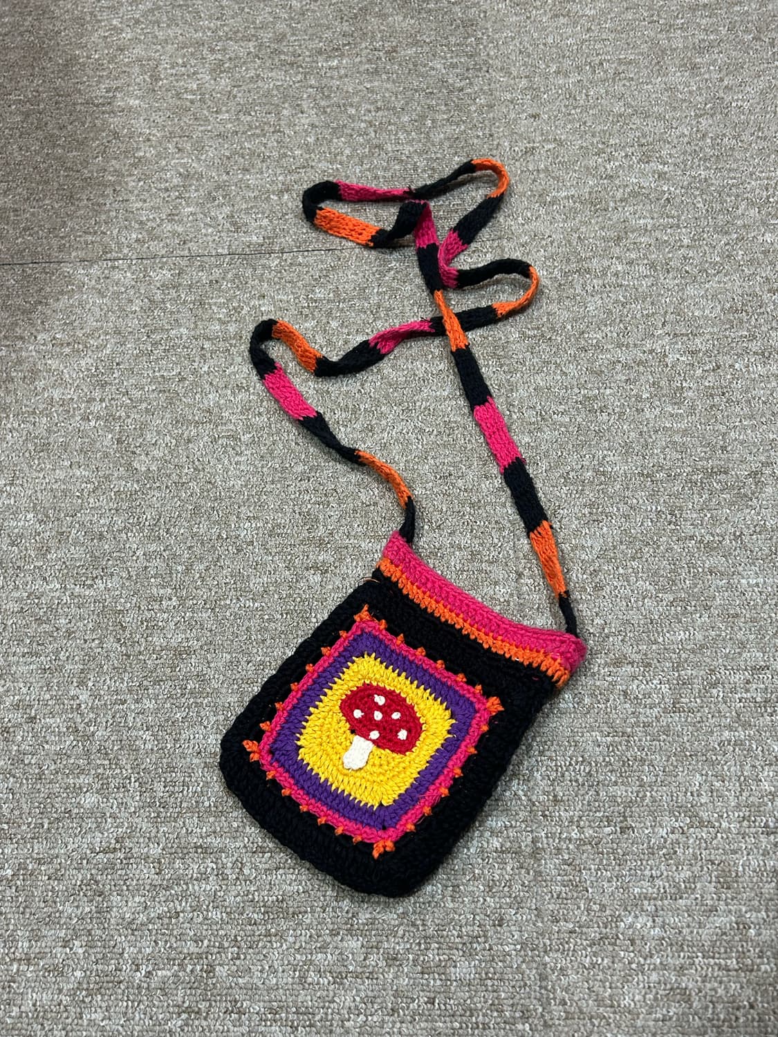 히스테릭 글래머 니트 크로스백 상품이미지2