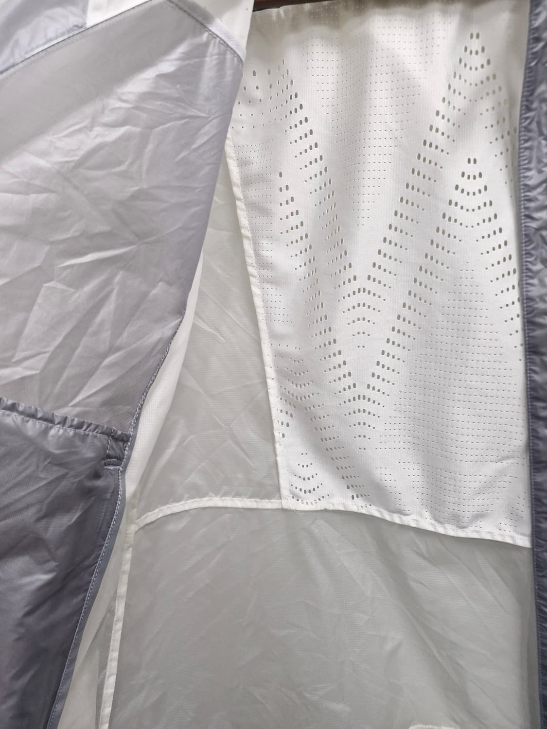 105XL/77-88 k2 플라이워크 여성 바람막이 자켓. 상품이미지9