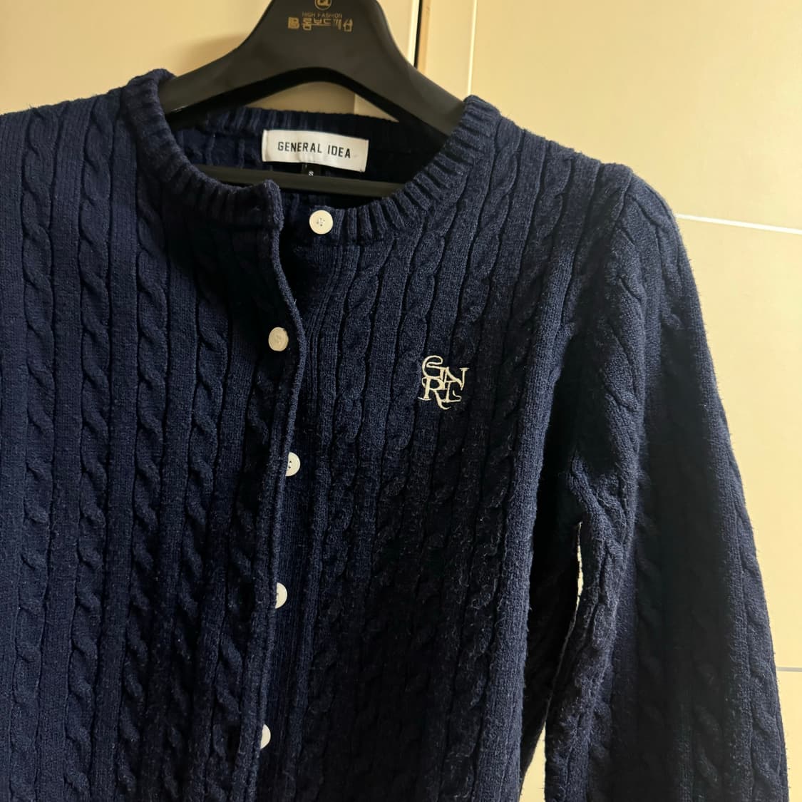 제네럴아이디어 케이블 꽈배기 니트 가디건 네이비 S 상품이미지2