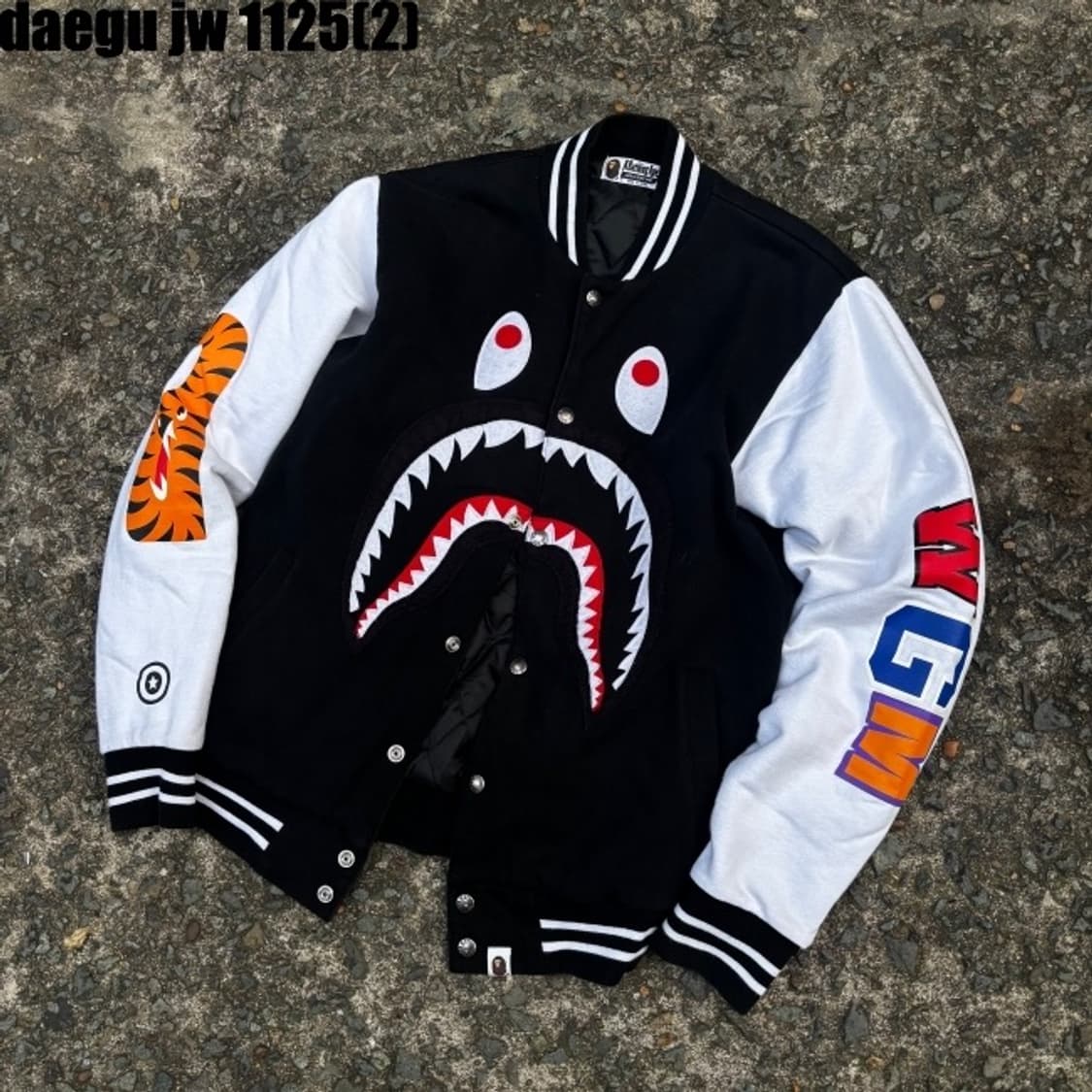 베이프 바시티 점퍼 상품이미지1