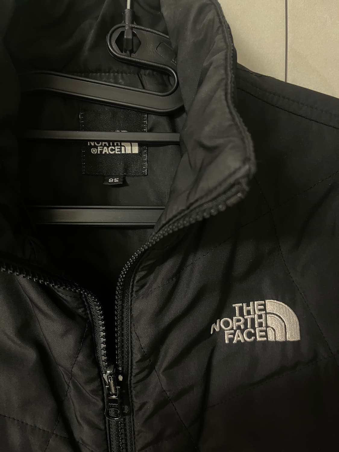 노스페이스 블랙 퀼팅 패딩 자켓 [85] 상품이미지4