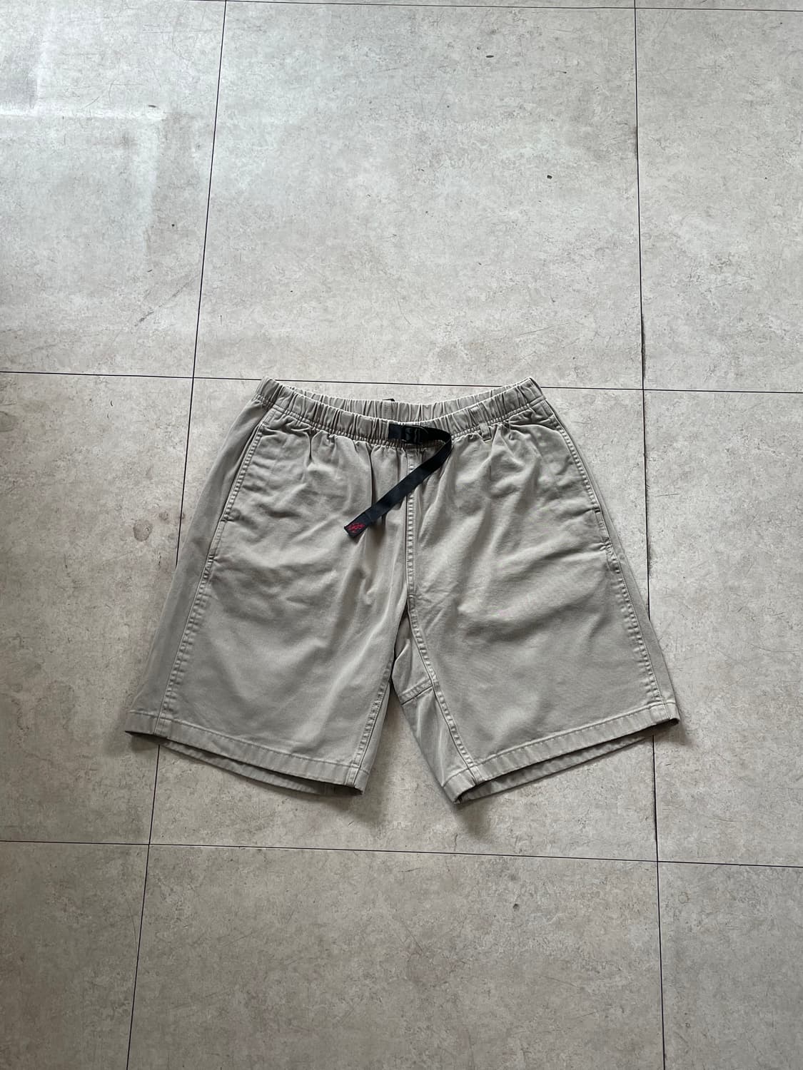 (Gramicci) 그라미치 그레이 반바지 상품이미지8