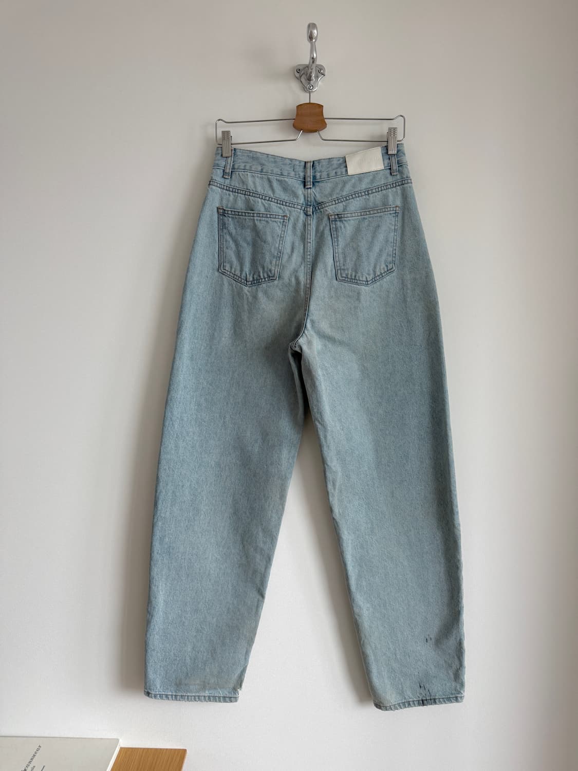 아모멘토(AMOMENTO) 연청 데님(얼룩 있음) 상품이미지4