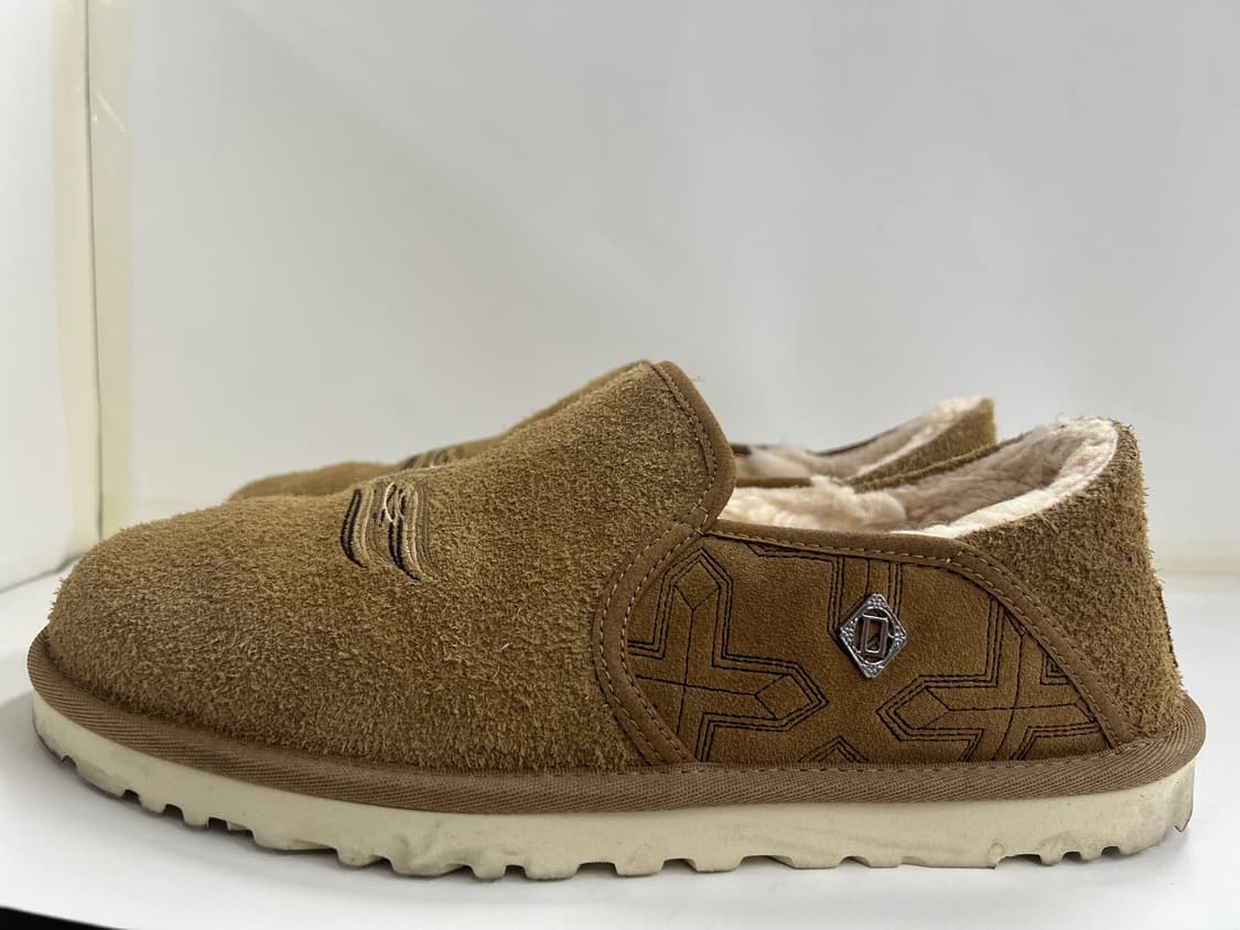 칠드런 오브 더 디스코댄스 UGG 콜라보 자수 슬리퍼 10 상품이미지1