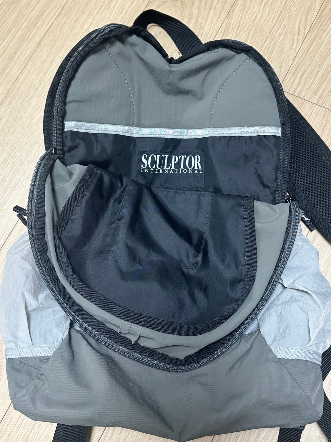 스컬프터 긱 슬라우치 백팩 카키 상품이미지7