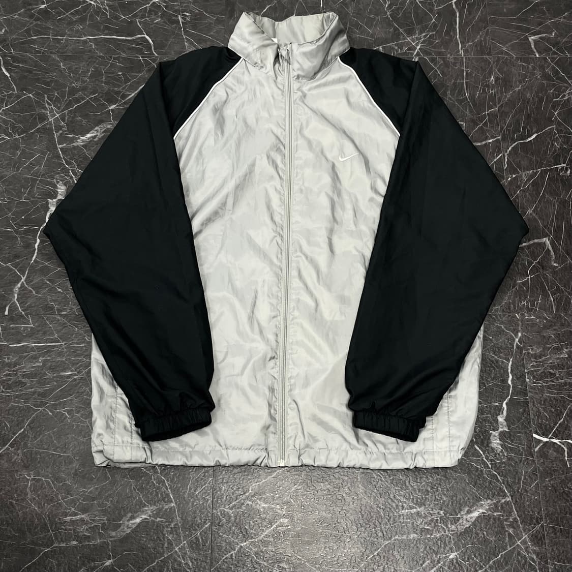 2XL 나이키 오버사이즈 파이핑 바람막이 상품이미지3