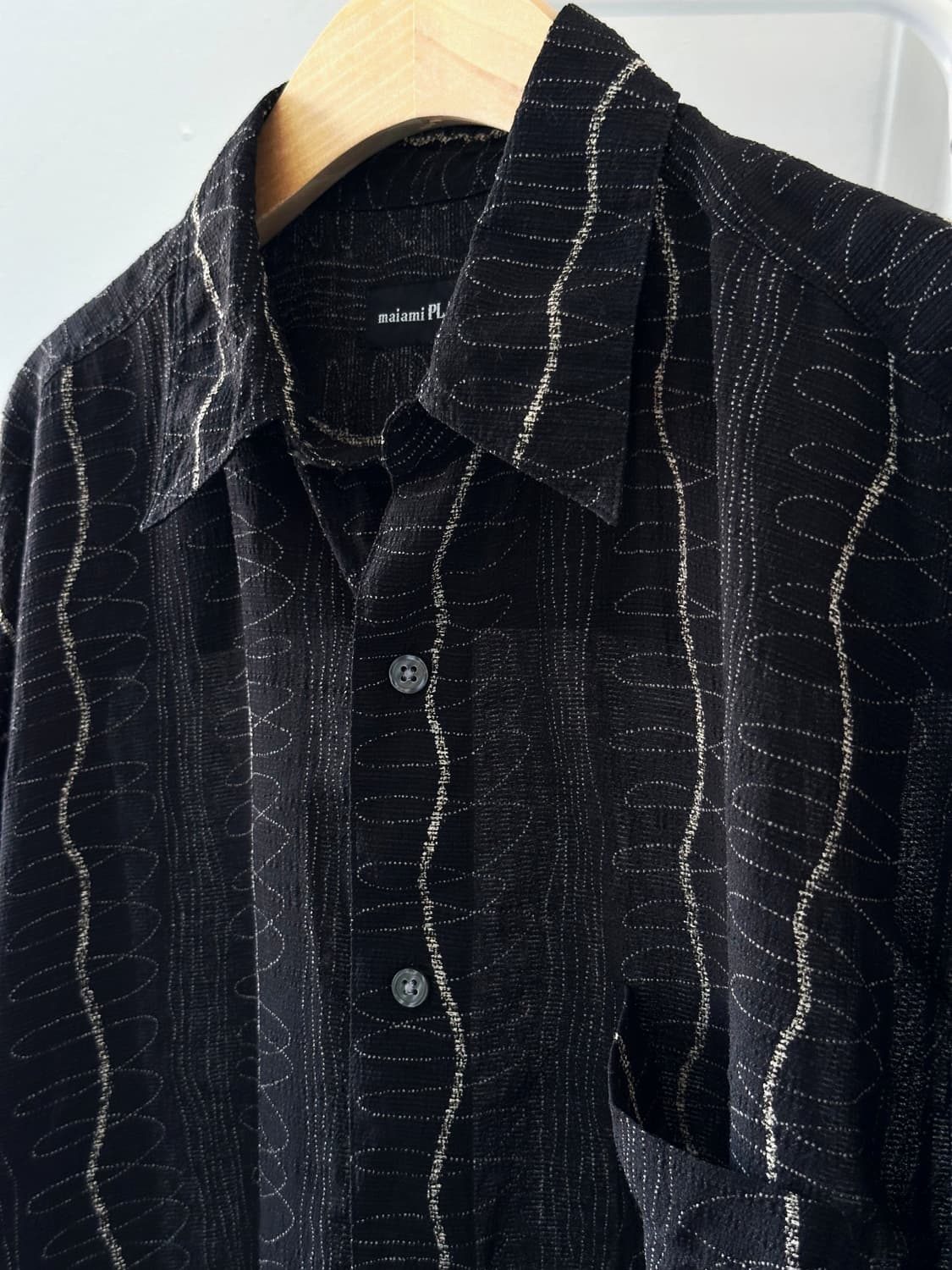 Irregularity pattern sheer fabric shirt 상품이미지1