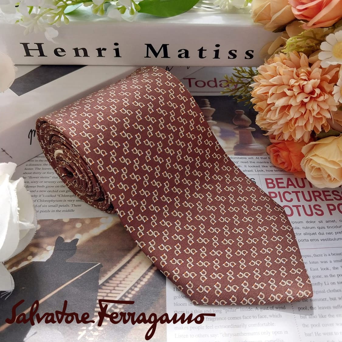 페라가모 실크 간치니 패턴 넥타이 9.2cm S~A+등급 K2350
 상품이미지1