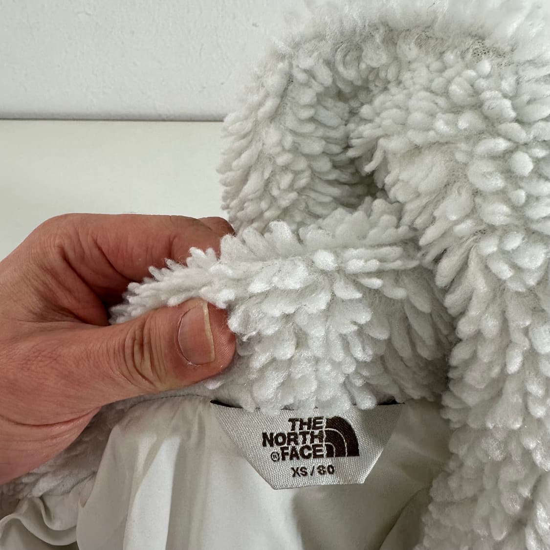 우먼FREE 노스페이스 화이트 뽀글이 후리스자켓 상품이미지6