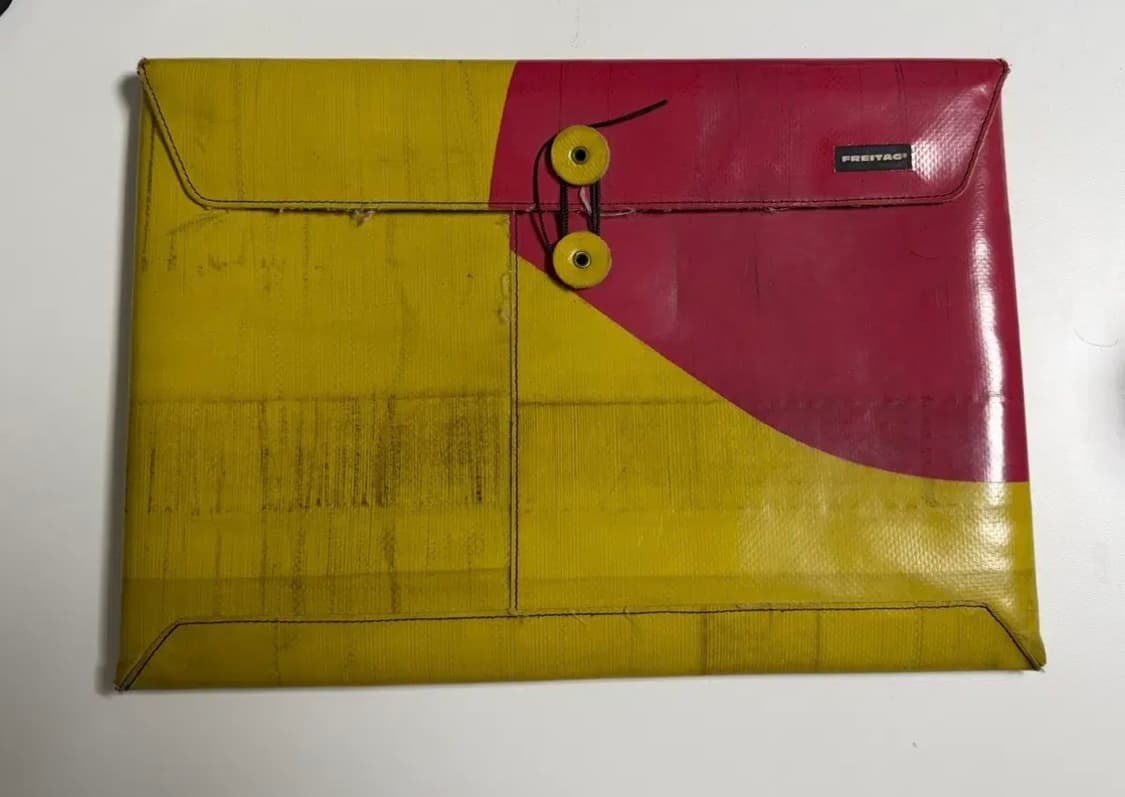 프라이탁 슬리브 노트북 파우치 15-16 상품이미지1