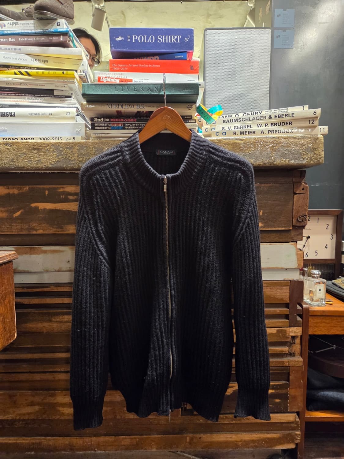 카날리 짚업니트 상품이미지1