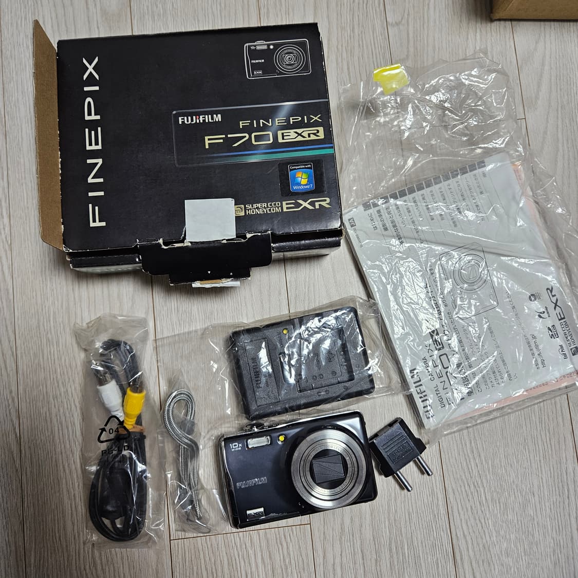 [아일릿 원희 디카] 후지필름 파인픽스 F70EXR (일부하자) 상품이미지2