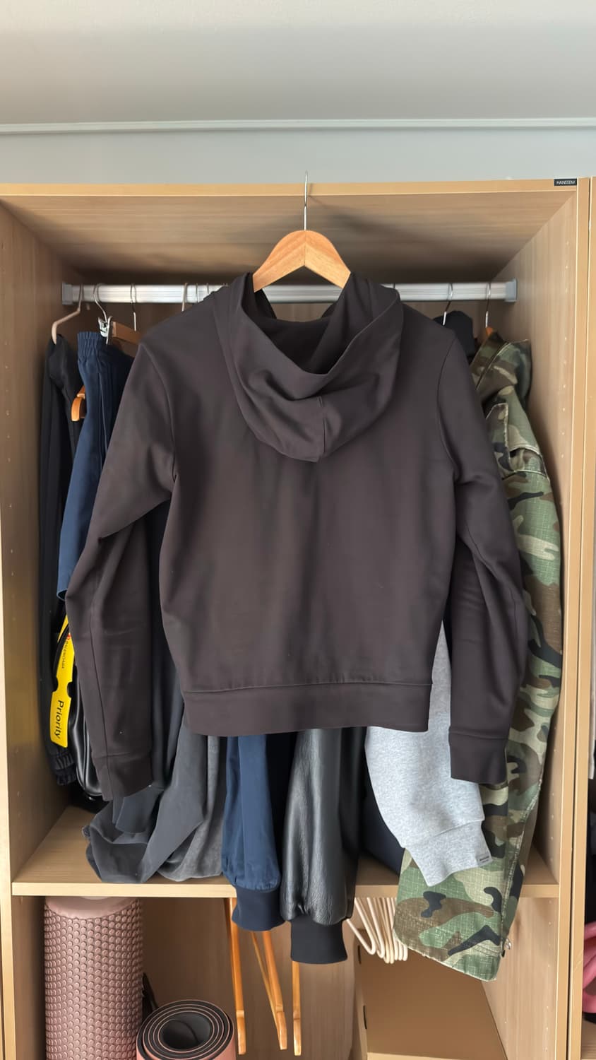 발렌시아가 스몰핏 후드집업 상품이미지2