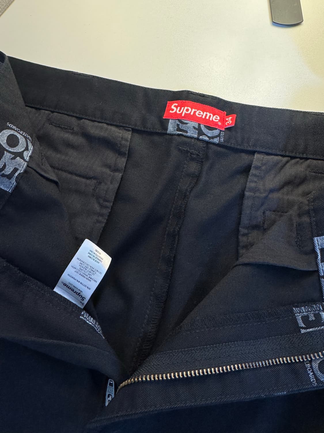 [34]슈프림 안티히어로 워크 팬츠 블랙 - 22SS 상품이미지5