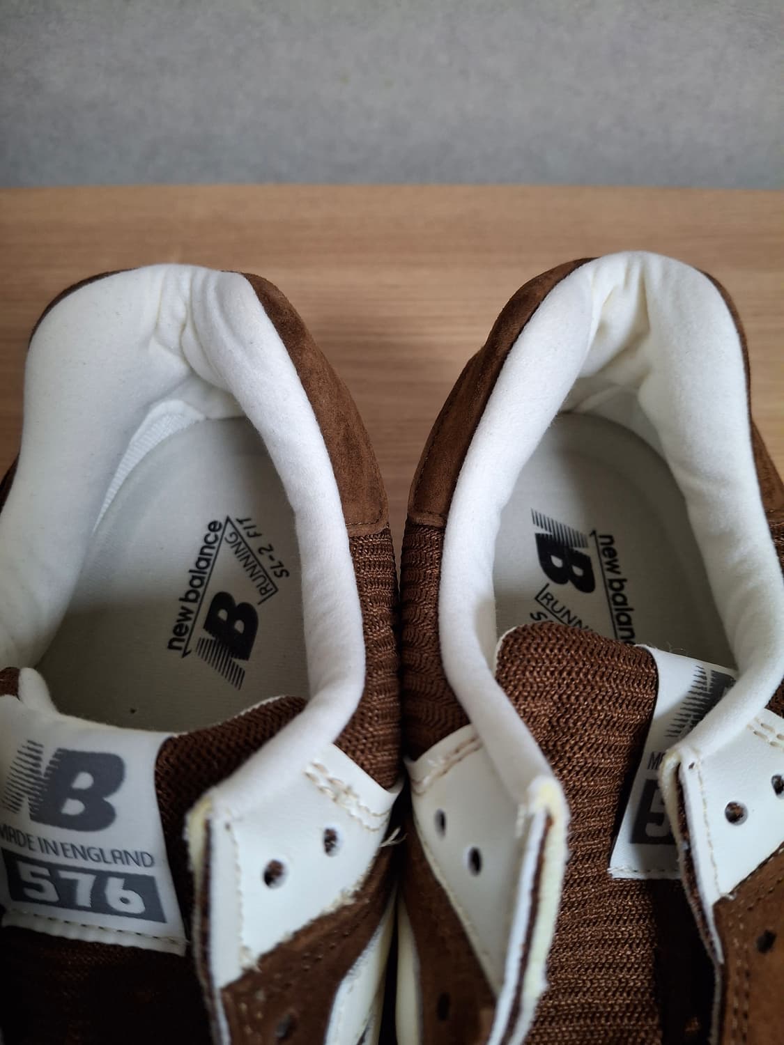265) 뉴발란스 576 메이드 인 UK 몽스 로브 코코넛 밀크 상품이미지6