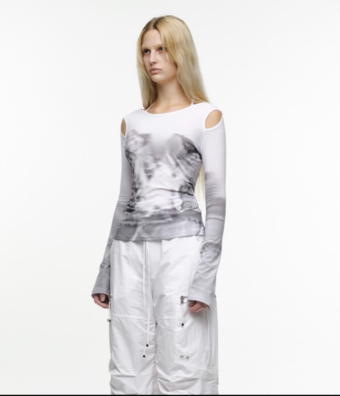 나체 컷 아웃 슬림핏 롱슬리브 상품이미지2