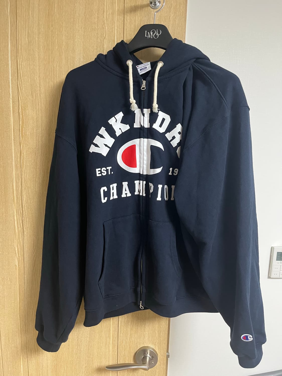 [L] 위캔더스 챔피온 후드집업 상품이미지1