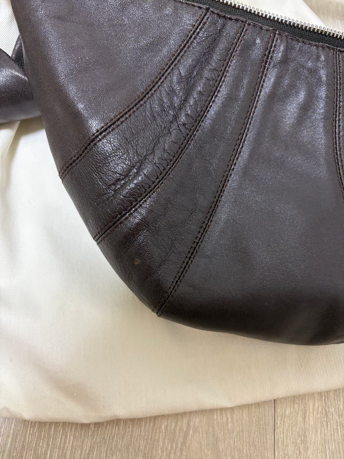 르메르 범백 스몰 다크브라운 상품이미지5