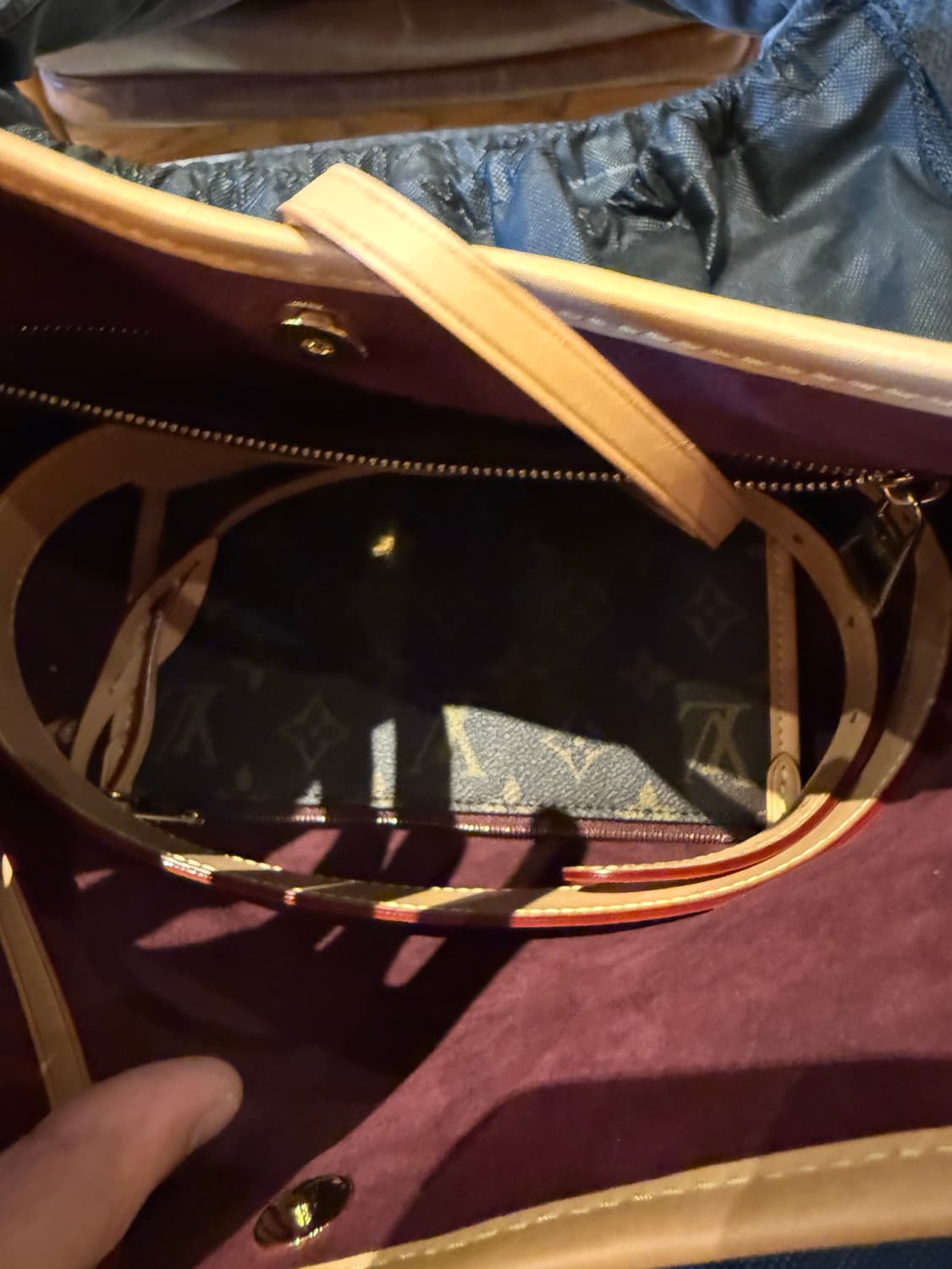 루이비통 모노그램 캐리올 PM 상품이미지2