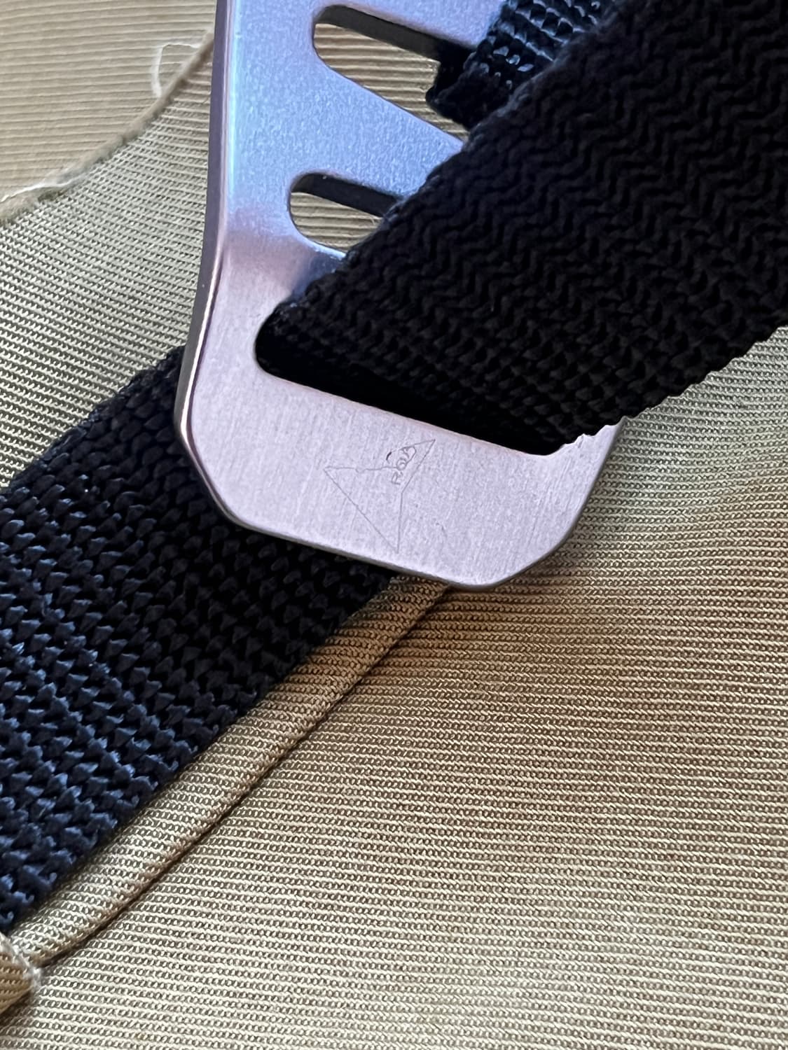 ROA 로아 카키 오버사이즈 치노 팬츠 상품이미지4