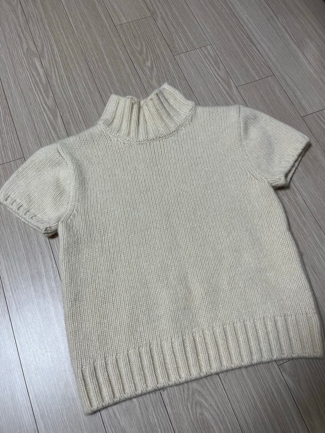 더바넷 하프 터틀넥 니트 상품이미지3