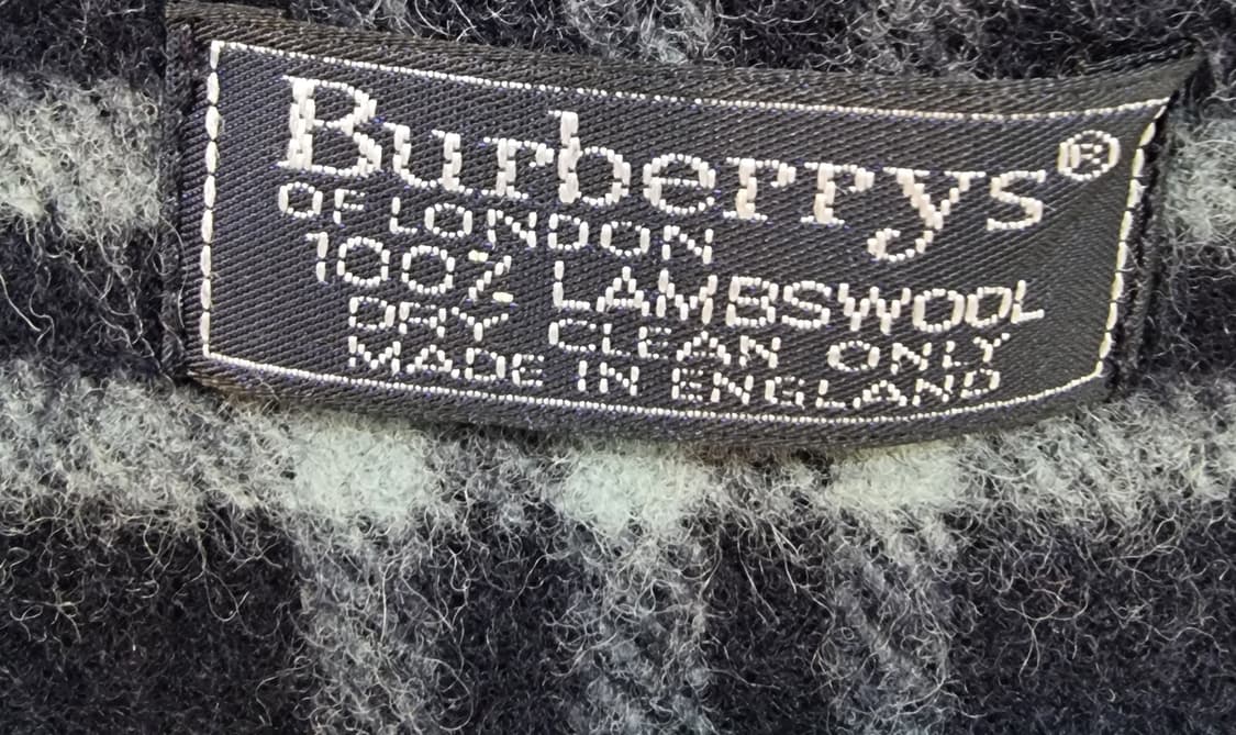 버버리(Burberry) 네이비 체크 머플러 상품이미지5