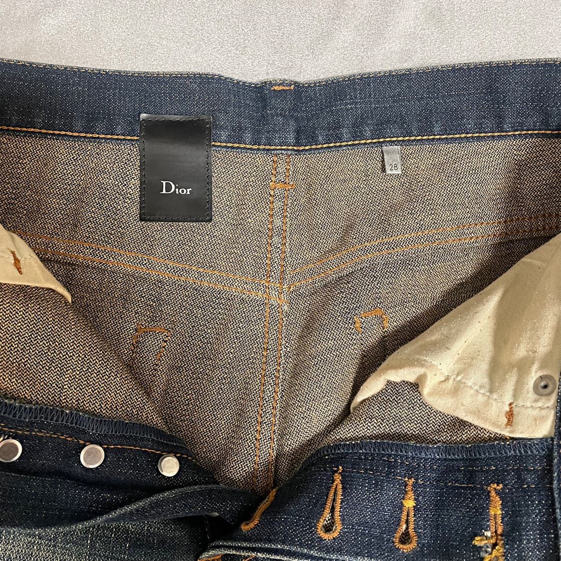 디올옴므 07ss 레드페인트 28 상품이미지3