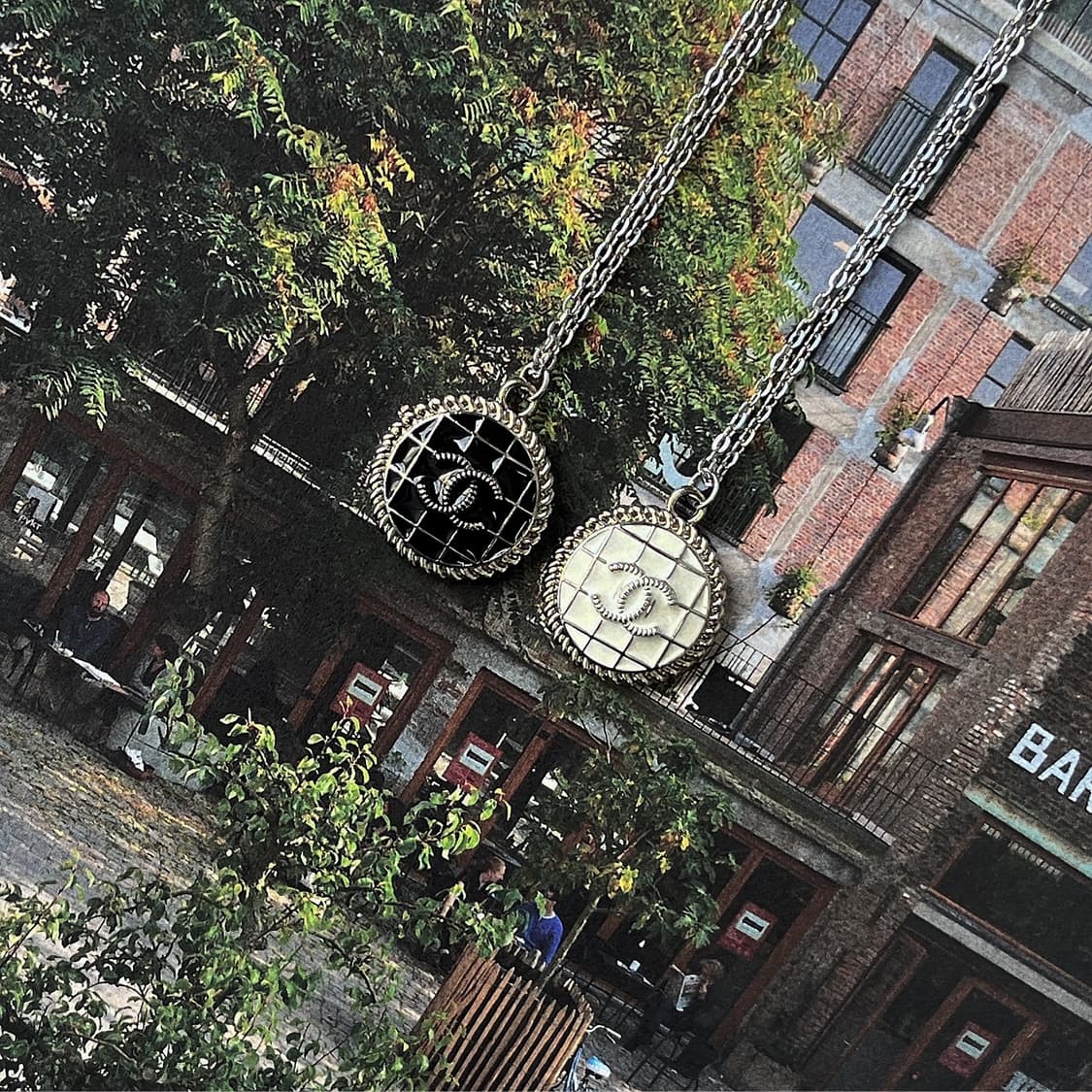 2Color 샤넬 그리드 원형 목걸이 상품이미지3