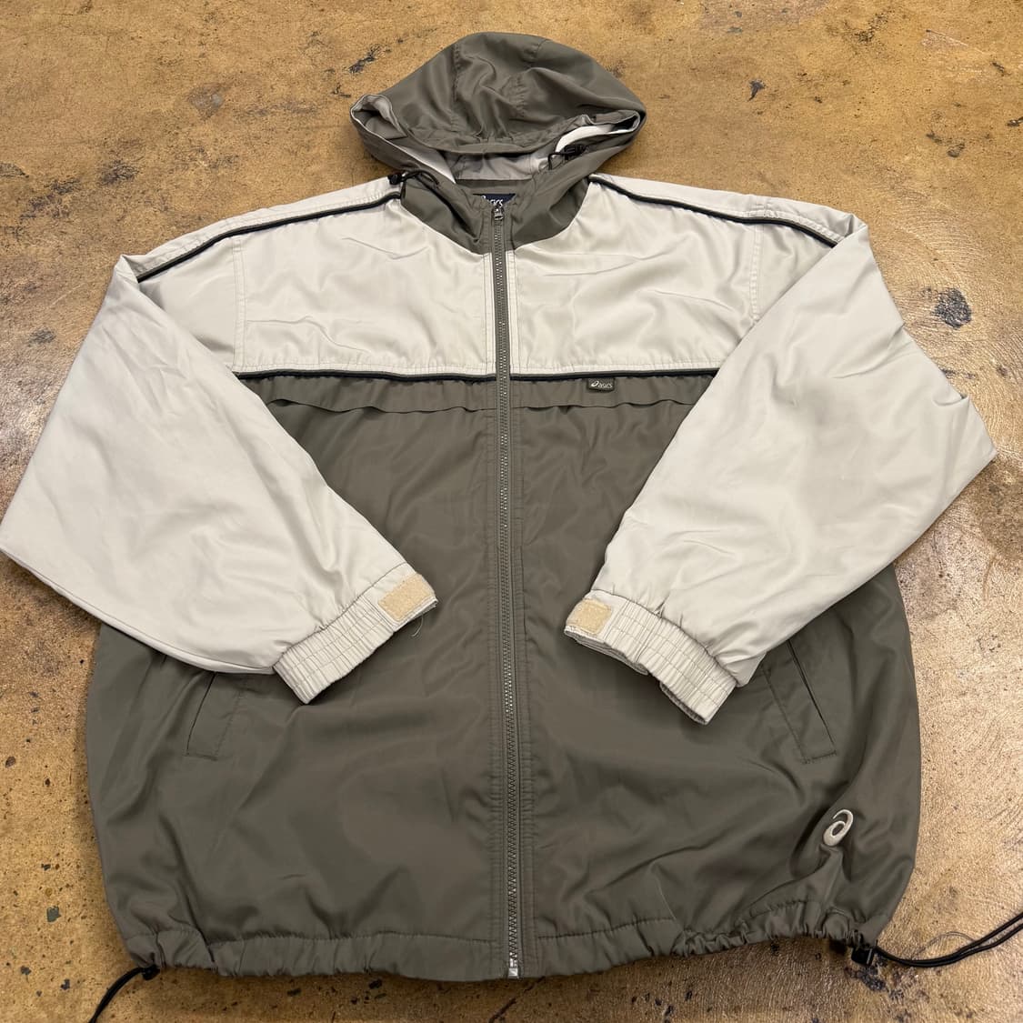 아식스 카키 점퍼 자켓 105 상품이미지2