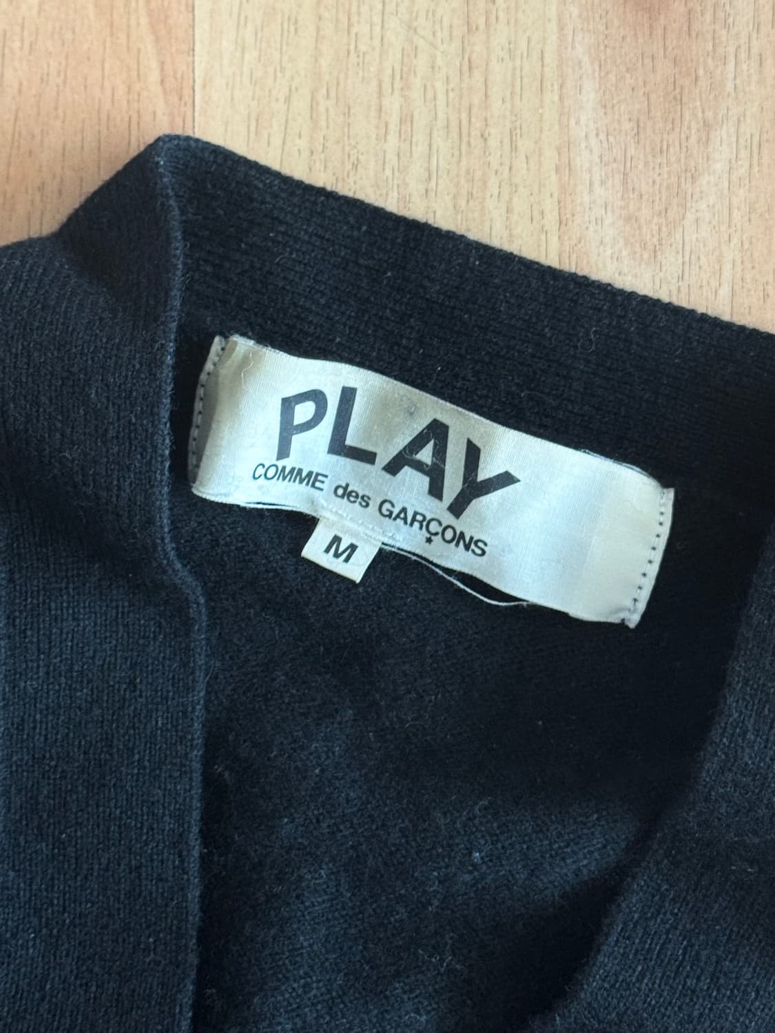 꼼데가르송 울 가디건 블랙 M (미니 와펜) 상품이미지3