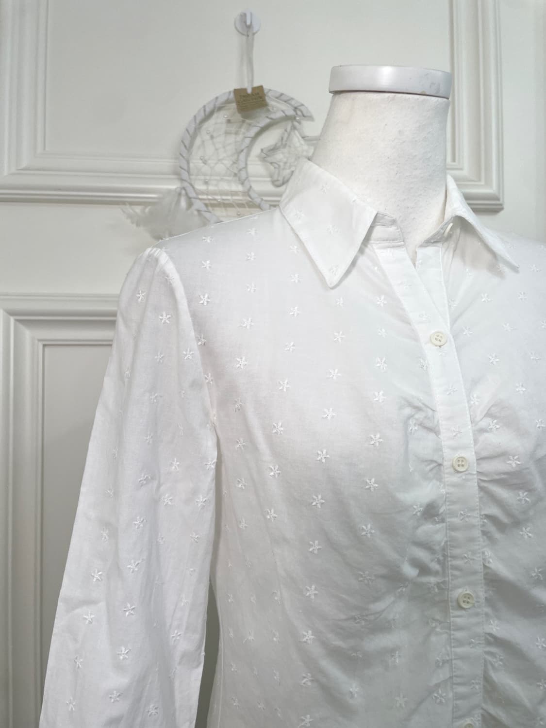 white flower embroidery cotton shirt 상품이미지6