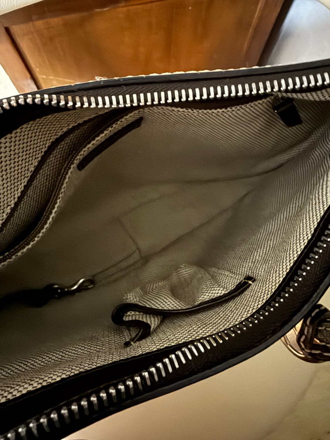 두니앤정품가방거의새거 상품이미지6