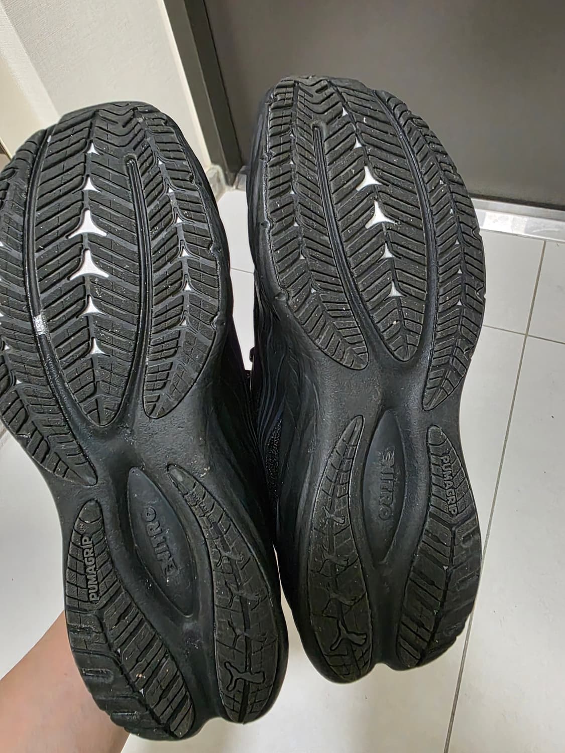 푸마 벨로시티 나이트로4 와이드260 1회 착용 팝니다. 상품이미지3