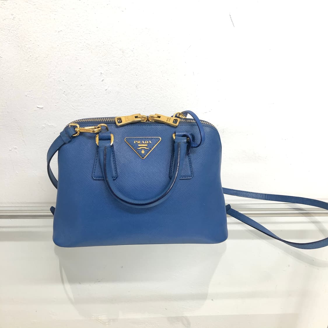 프라다 사피아노 미니백 상품이미지1